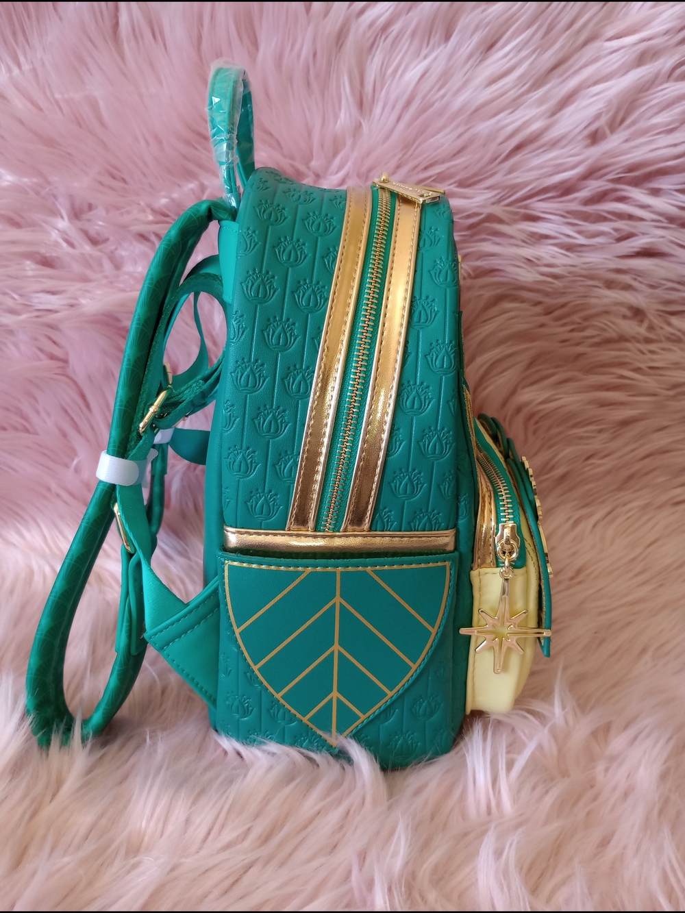 Loungefly x The Princess and the Frog Tiana Cosplay Mini Backpack - Picture 7 of 8